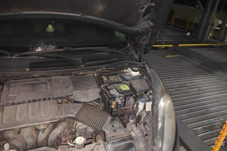 Used Ford Fiesta 2011 Sedan 1.5L Automatic Fashion Edition Engine Bay Left