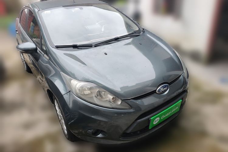 Used Ford Fiesta 2011 Sedan 1.5L Manual Fashion Edition Front Right 45 Deg