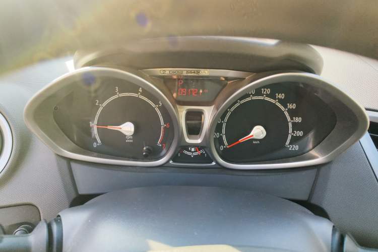 Used Ford Fiesta 2011 Sedan 1.5L Automatic Fashion Edition Instrument Cluster