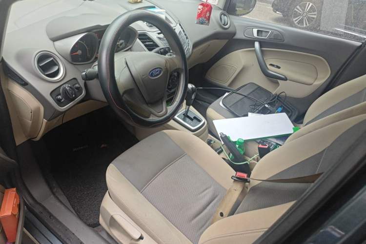 Used Ford Fiesta 2011 Sedan 1.5L Automatic Fashion Edition Left Front Seat