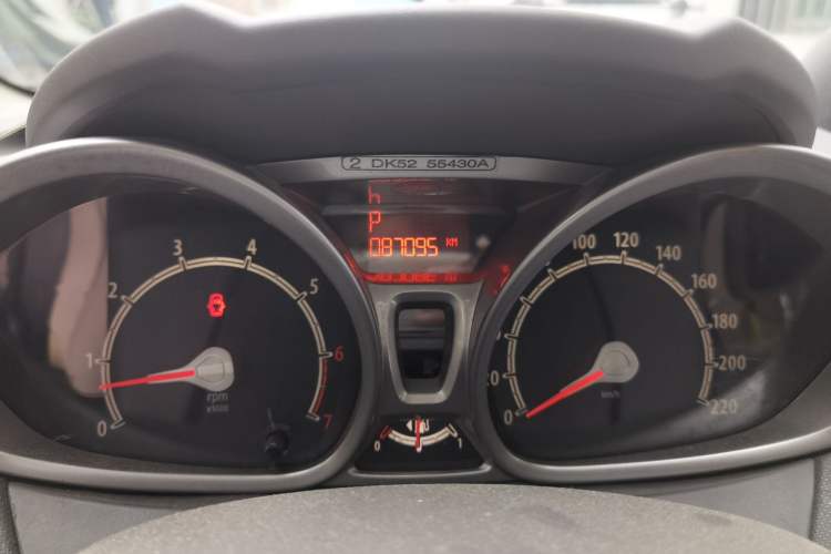 Used Ford Fiesta 2011 Sedan 1.5L Automatic Fashion Edition Odometer Close Up