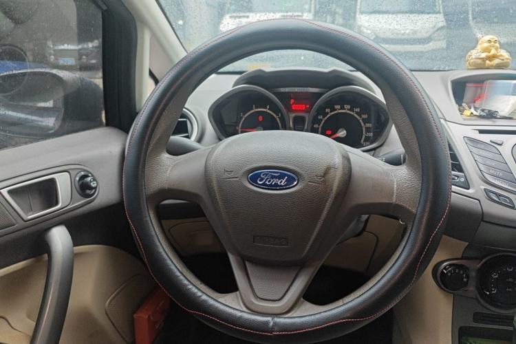 Used Ford Fiesta 2011 Sedan 1.5L Automatic Fashion Edition Steering Wheel