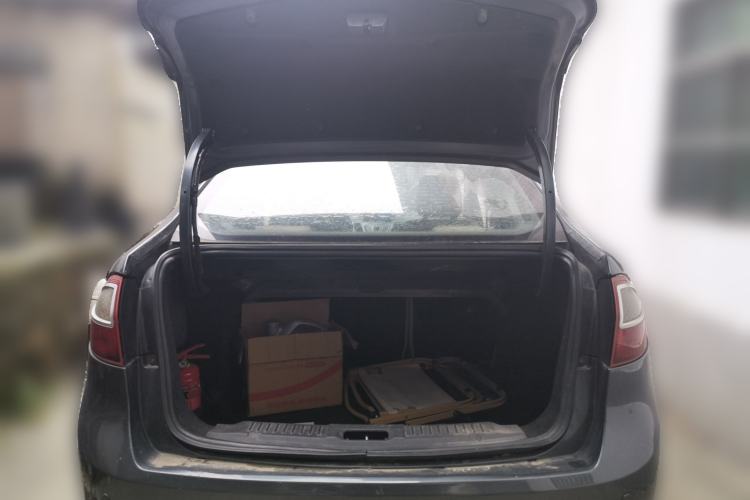 Used Ford Fiesta 2011 Sedan 1.5L Automatic Fashion Edition Trunk