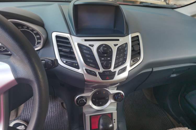 Used Ford Fiesta 2011 Hatchback 1.5L Automatic Sport Model Audio And AC Panel