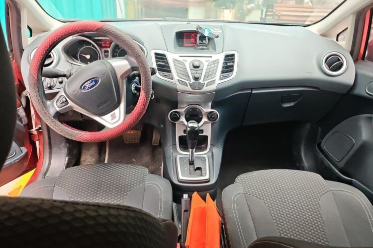 Used Ford Fiesta 2011 Hatchback 1.5L Automatic Sport Model Center Console