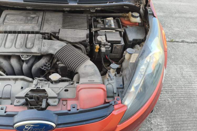 Used Ford Fiesta 2011 Hatchback 1.5L Automatic Fashion Edition Engine Bay Left