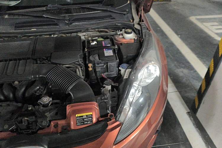 Used Ford Fiesta 2011 Hatchback 1.5L Automatic Fashion Edition Engine Bay Left
