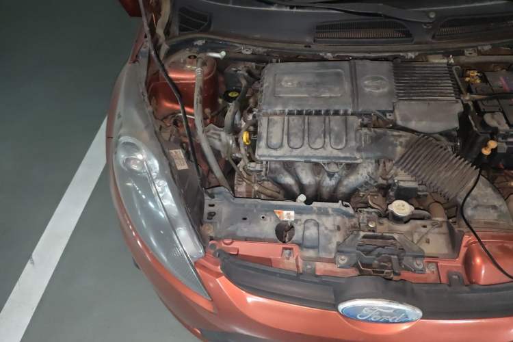 Used Ford Fiesta 2011 Hatchback 1.5L Automatic Fashion Edition Engine Bay Right