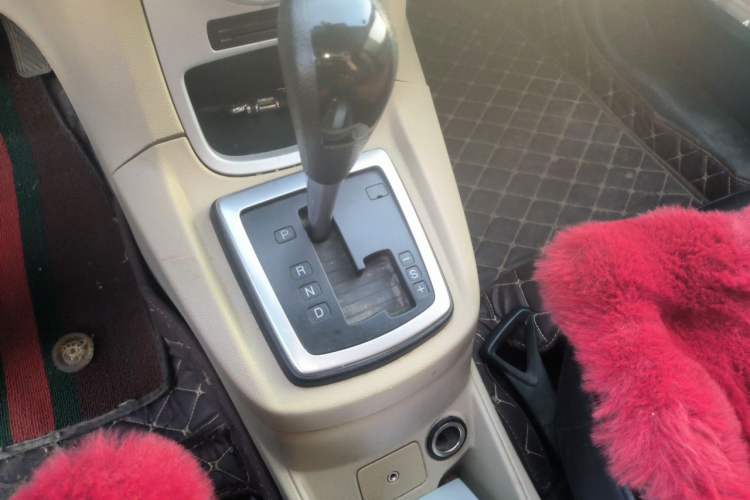 Used Ford Fiesta 2011 Hatchback 1.5L Automatic Fashion Edition Gear Lever