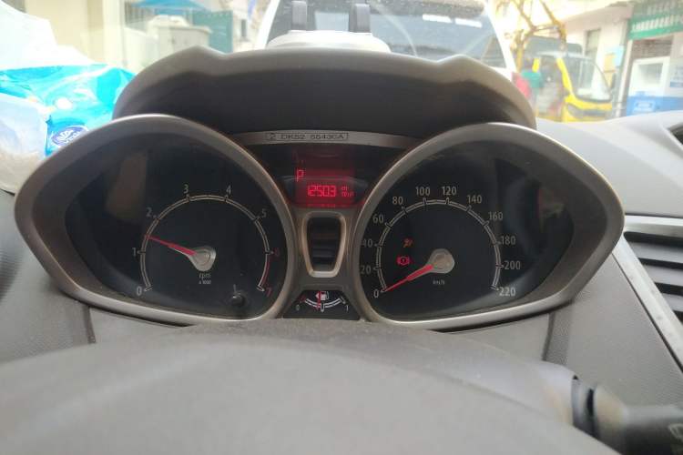 Used Ford Fiesta 2011 Hatchback 1.5L Automatic Fashion Edition Instrument Cluster