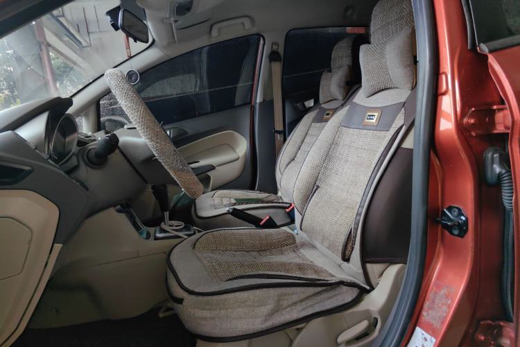 Used Ford Fiesta 2011 Hatchback 1.5L Automatic Fashion Edition Left Front Seat