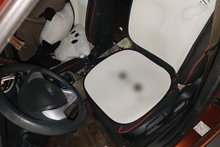 Used Ford Fiesta 2011 Hatchback 1.5L Automatic Fashion Edition Left Front Seat