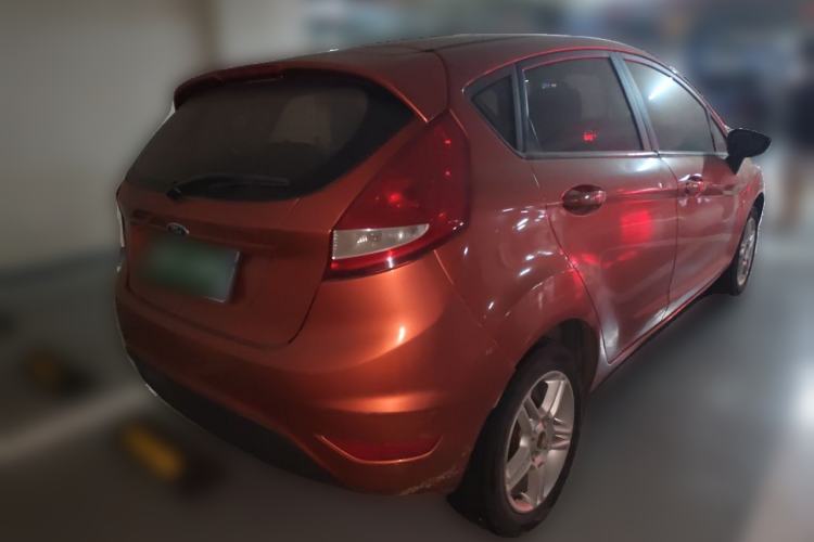 Used Ford Fiesta 2011 Hatchback 1.5L Automatic Fashion Edition Rear Right 45 Deg