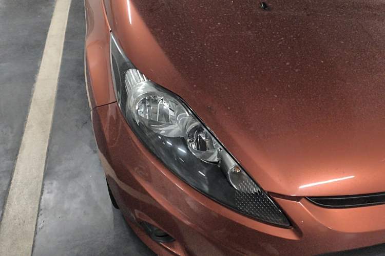 Used Ford Fiesta 2011 Hatchback 1.5L Automatic Fashion Edition Right Front Headlight