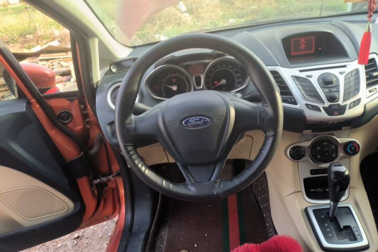 Used Ford Fiesta 2011 Hatchback 1.5L Automatic Fashion Edition Steering Wheel