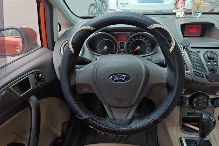 Used Ford Fiesta 2011 Hatchback 1.5L Automatic Fashion Edition Steering Wheel