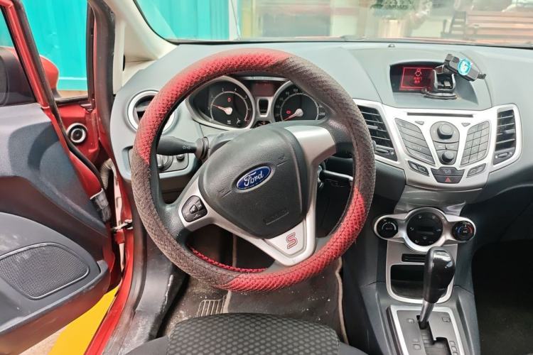 Used Ford Fiesta 2011 Hatchback 1.5L Automatic Sport Model Steering Wheel