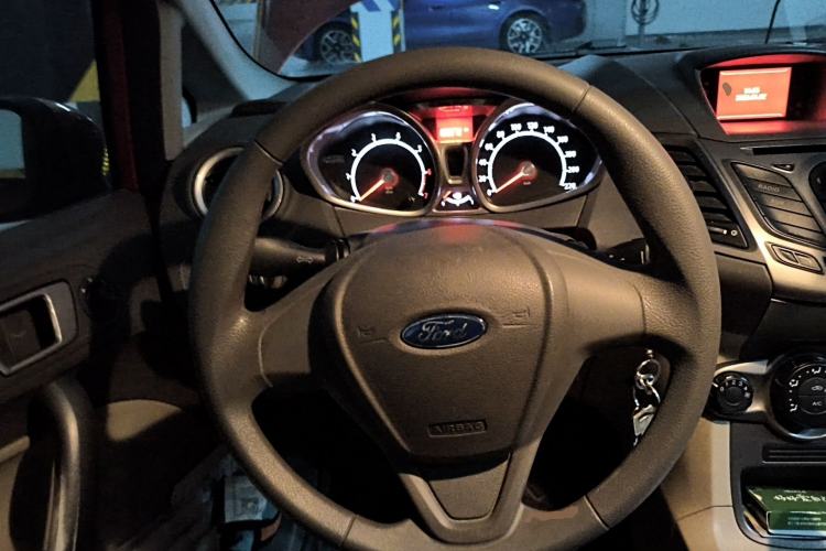 Used Ford Fiesta 2011 Hatchback 1.5L Automatic Fashion Edition Steering Wheel