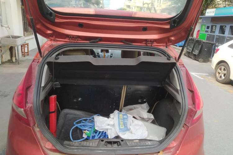 Used Ford Fiesta 2011 Hatchback 1.5L Automatic Fashion Edition Trunk