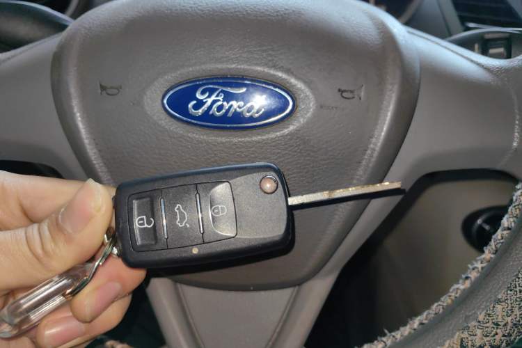Used Ford Fiesta 2011 Hatchback 1.5L Automatic Fashion Edition Vehicle Key