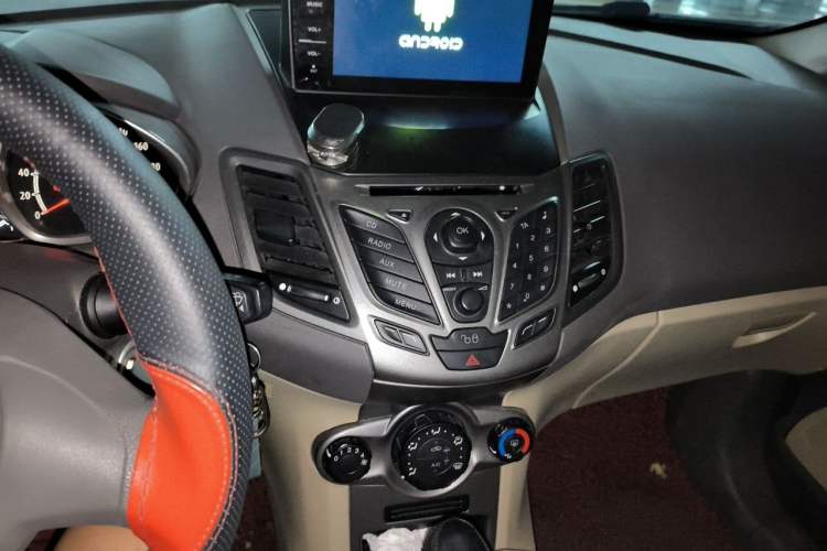 Used Ford Fiesta 2011 Hatchback 1.5L Automatic Fashion Edition Audio And AC Panel