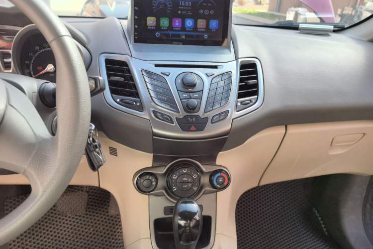 Used Ford Fiesta 2011 Hatchback 1.5L Automatic Fashion Edition Audio And AC Panel