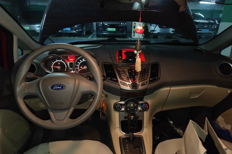 Used Ford Fiesta 2011 Sedan 1.5L Automatic Luxury Model Center Console