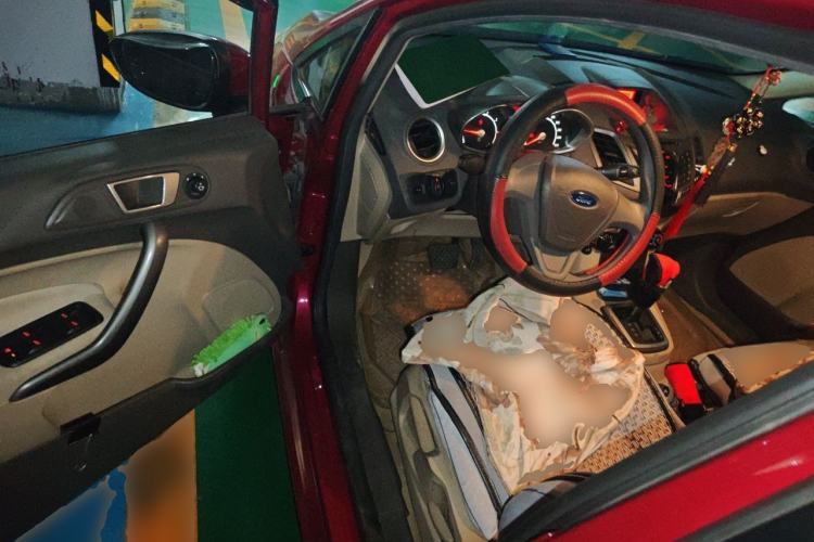 Used Ford Fiesta 2011 Hatchback 1.5L Automatic Fashion Edition Driver Seat