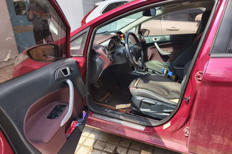 Used Ford Fiesta 2011 Hatchback 1.5L Automatic Sport Model Driver Seat
