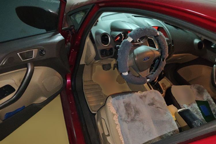 Used Ford Fiesta 2011 Hatchback 1.5L Automatic Fashion Edition Driver Seat