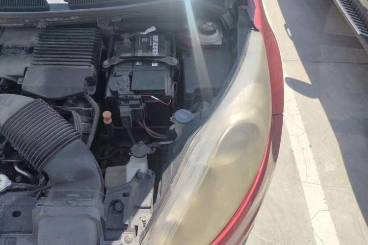 Used Ford Fiesta 2011 Hatchback 1.5L Automatic Fashion Edition Engine Bay Left