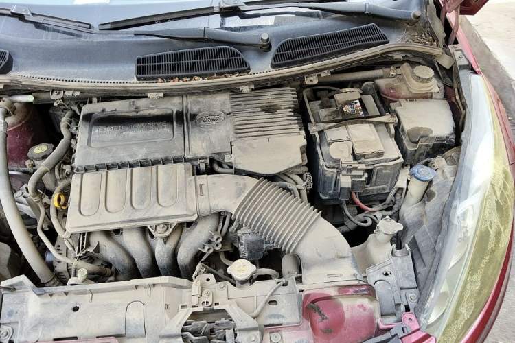 Used Ford Fiesta 2011 Hatchback 1.5L Manual Fashion Edition Engine Bay Left