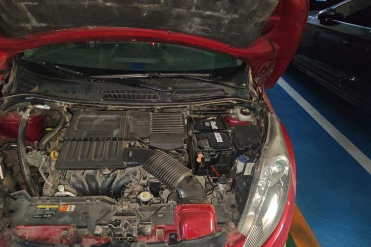 Used Ford Fiesta 2011 Hatchback 1.5L Automatic Fashion Edition Engine Bay Left