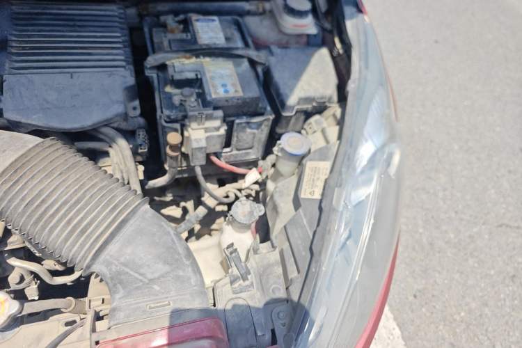 Used Ford Fiesta 2011 Sedan 1.5L Automatic Fashion Edition Engine Bay Left