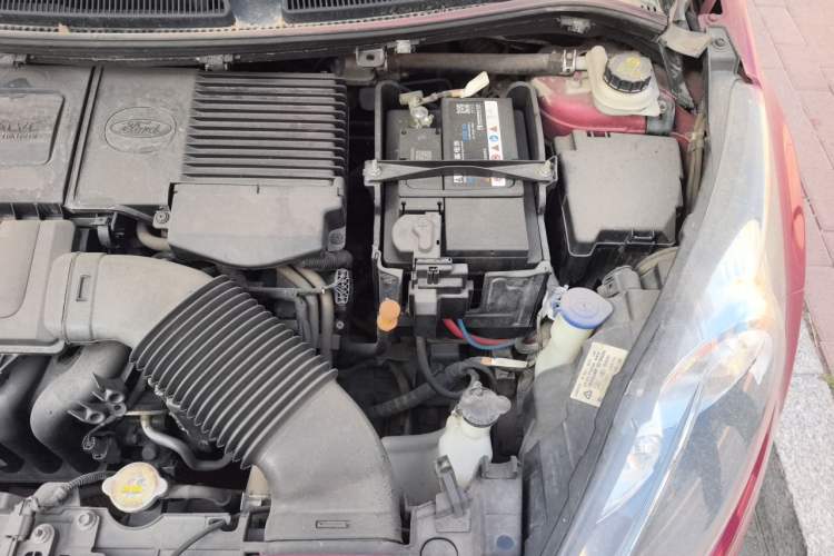 Used Ford Fiesta 2011 Hatchback 1.5L Automatic Fashion Edition Engine Bay Left