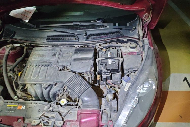 Used Ford Fiesta 2011 Hatchback 1.5L Automatic Fashion Edition Engine Bay Left