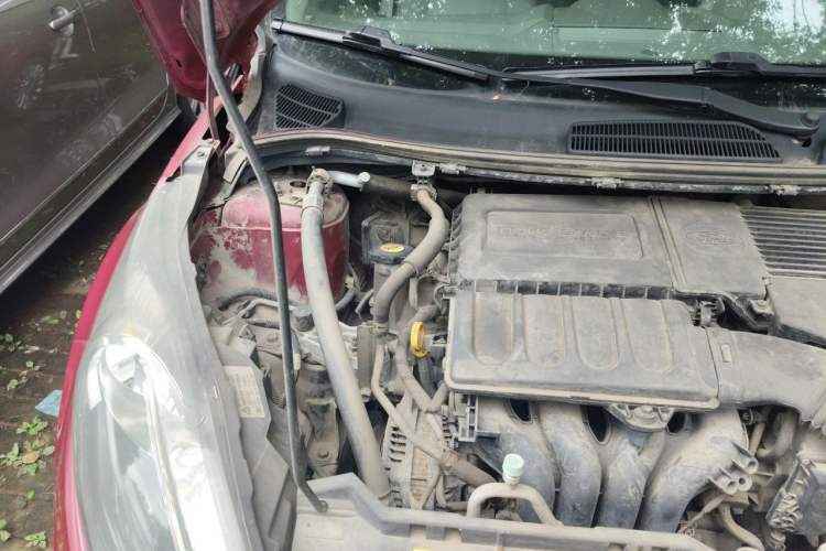 Used Ford Fiesta 2011 Hatchback 1.5L Automatic Fashion Edition Engine Bay Right
