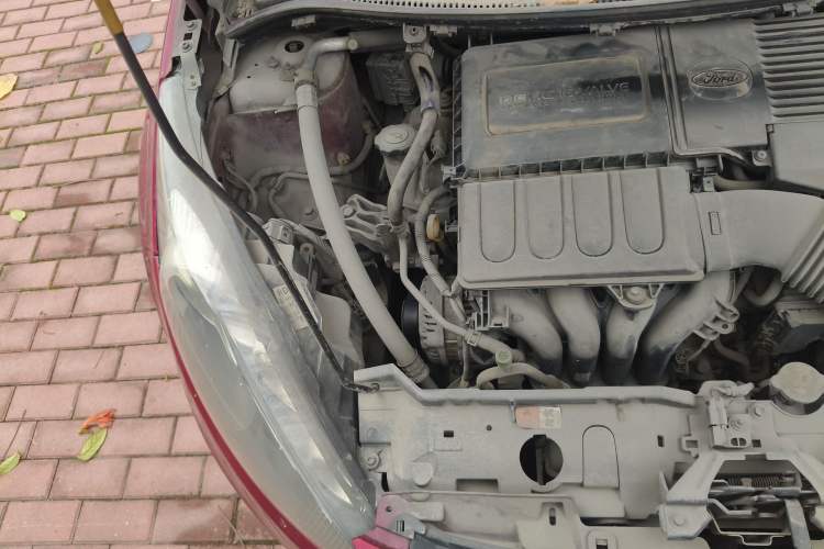 Used Ford Fiesta 2011 Hatchback 1.5L Manual Fashion Edition Engine Bay Right