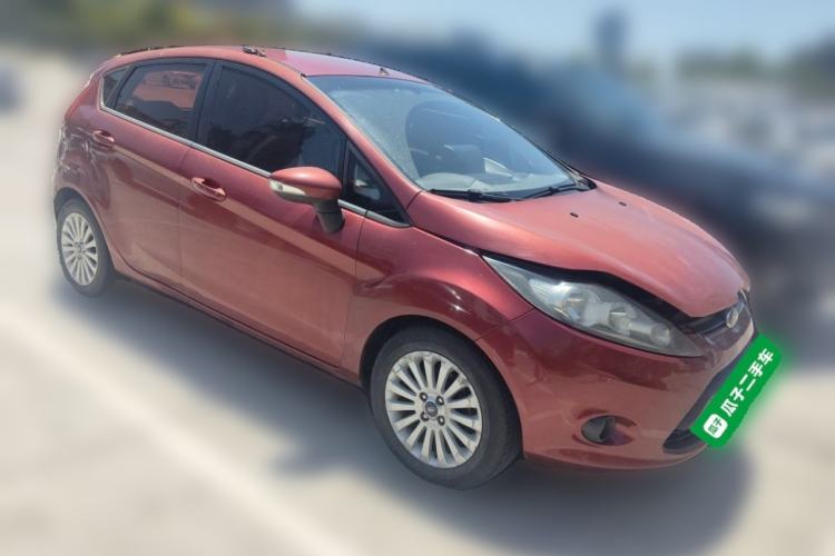Used Ford Fiesta 2011 Hatchback 1.5L Automatic Fashion Edition Front Right 45 Deg
