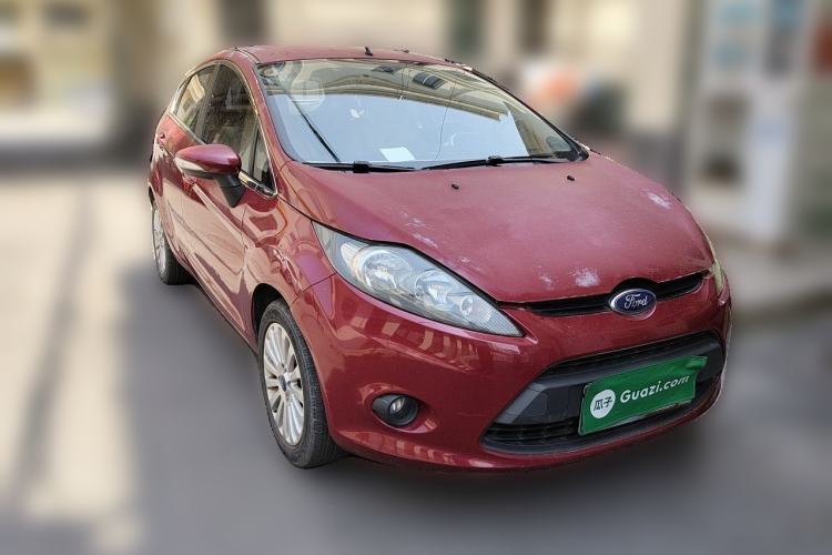 Used Ford Fiesta 2011 Hatchback 1.5L Manual Fashion Edition Front Right 45 Deg