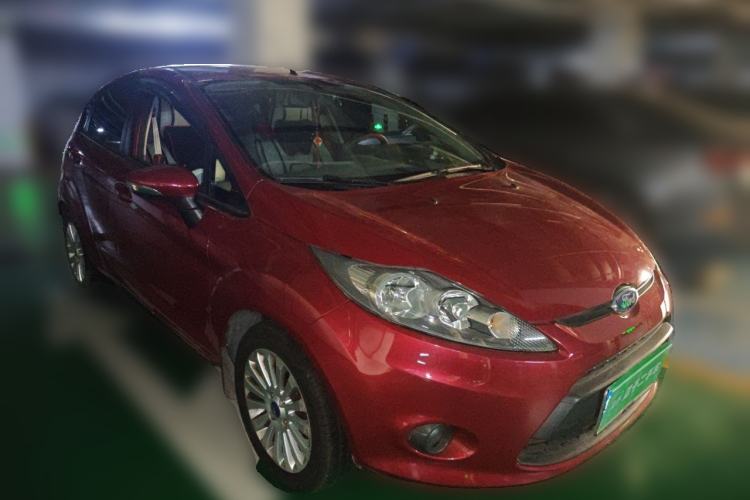 Used Ford Fiesta 2011 Hatchback 1.5L Automatic Fashion Edition Front Right 45 Deg