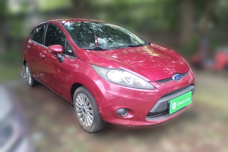 Used Ford Fiesta 2011 Hatchback 1.5L Automatic Fashion Edition Front Right 45 Deg