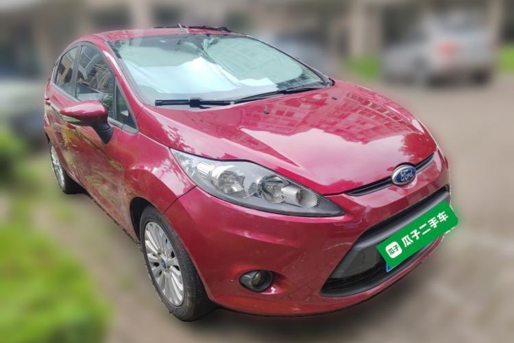 Used Ford Fiesta 2011 Hatchback 1.5L Automatic Fashion Edition Front Right 45 Deg