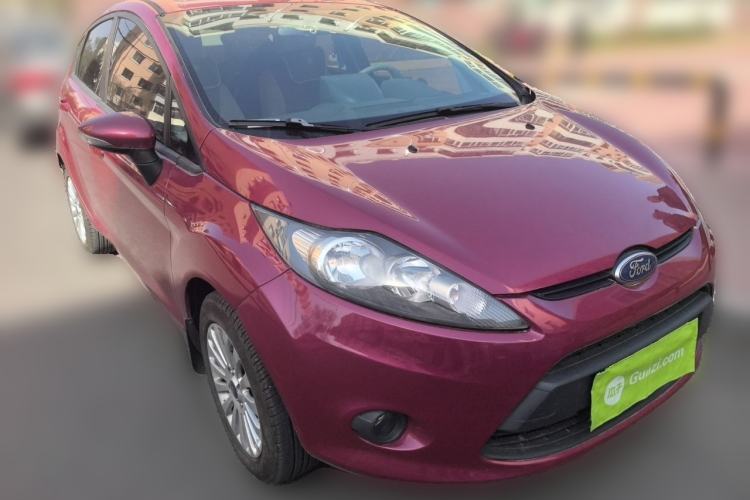 Used Ford Fiesta 2011 Hatchback 1.5L Automatic Fashion Edition Front Right 45 Deg