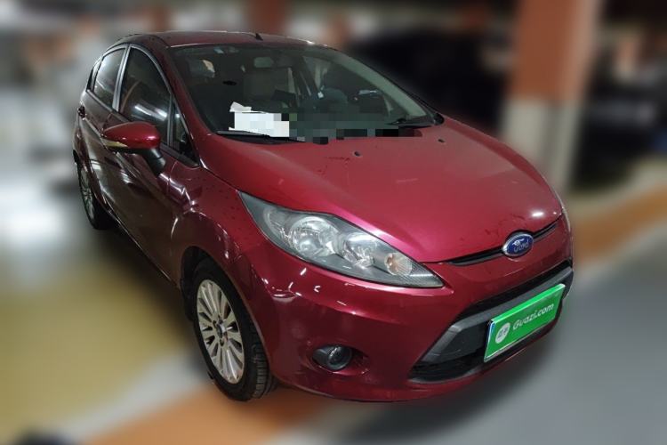 Used Ford Fiesta 2011 Hatchback 1.5L Automatic Fashion Edition Front Right 45 Deg