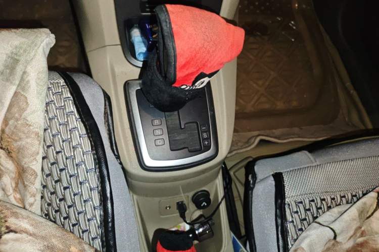 Used Ford Fiesta 2011 Hatchback 1.5L Automatic Fashion Edition Gear Lever