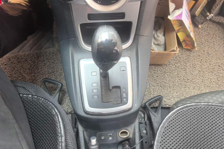 Used Ford Fiesta 2011 Hatchback 1.5L Automatic Sport Model Gear Lever