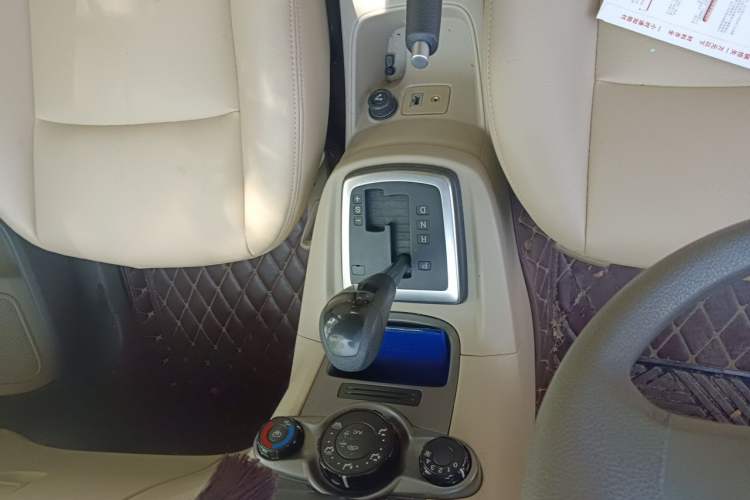 Used Ford Fiesta 2011 Hatchback 1.5L Automatic Fashion Edition Gear Lever