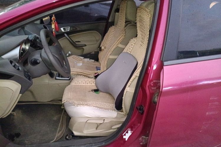 Used Ford Fiesta 2011 Hatchback 1.5L Automatic Fashion Edition Left Front Seat