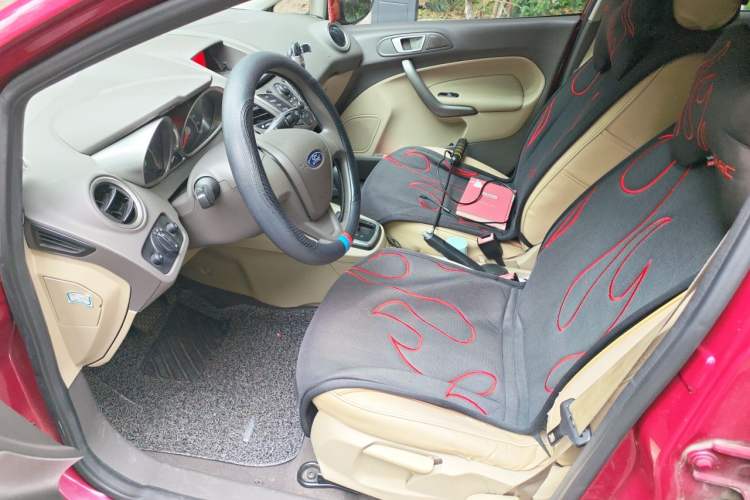 Used Ford Fiesta 2011 Hatchback 1.5L Automatic Fashion Edition Left Front Seat